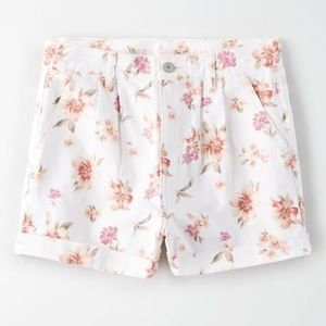 American Eagle White Floral High Waisted Mom Shorts